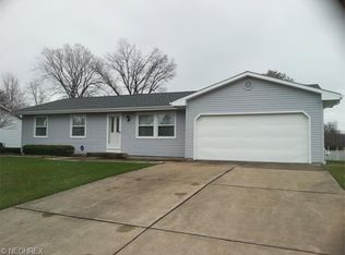 4076 Aleesa Dr SE, Warren, OH