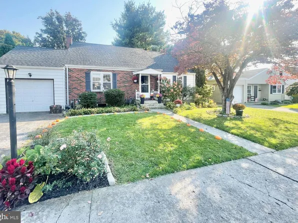 1478 E Walnut St, Annville, PA 17003