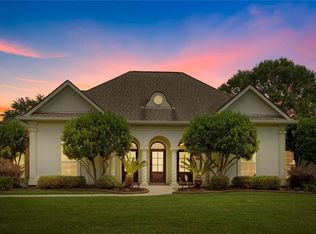40032 Azalea Dr, Ponchatoula, LA 70454