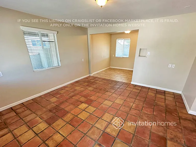 4402 S Park Dr — Photo 3