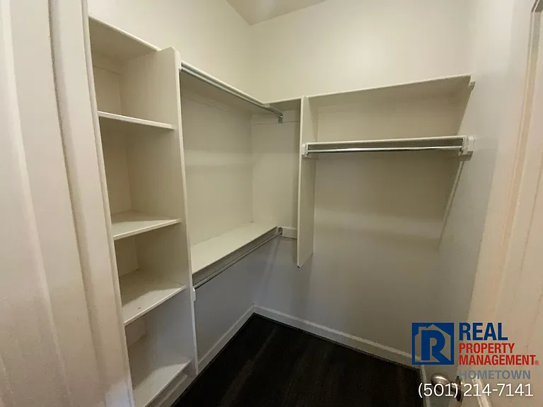 7503 Royal Oaks Dr — Photo 10