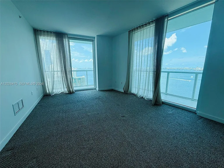 1900 N Bayshore Dr #2415 — Photo 15