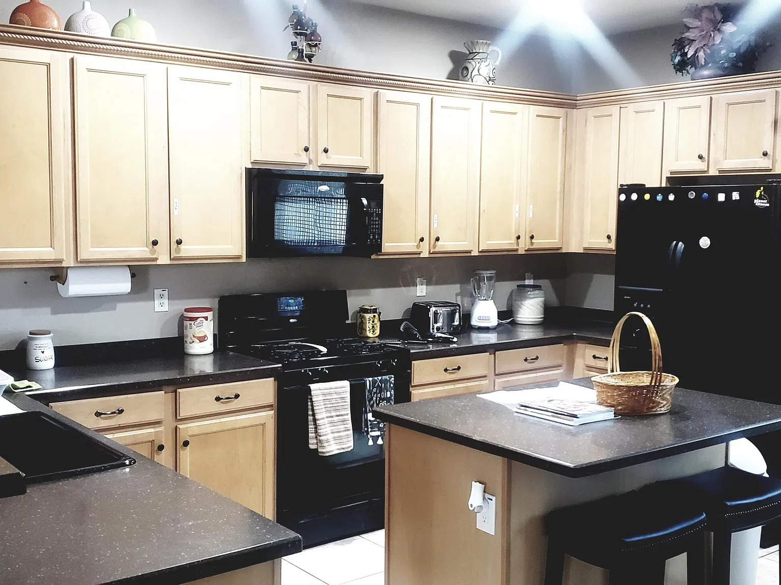 4 bed, 2.0 bath, 1551 sqft, $2,195 — Photo 3