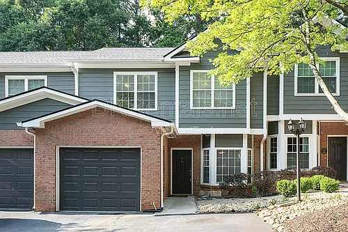 2680 Pine Tree Rd NE Photo 1