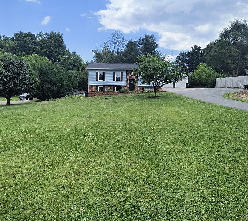2nd image of 34 Love Run Rd