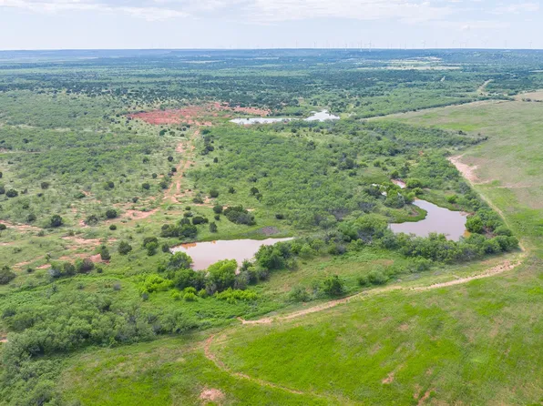 4 County Road 205, Ovalo, TX 79541