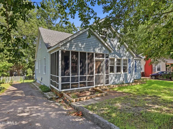 404 Pearl Street, Fayetteville, NC 28303