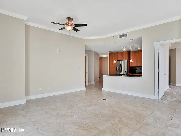 1431 Riverplace Blvd #1401 — Photo 9