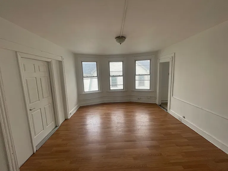 41 Rose St #3 — Photo 3