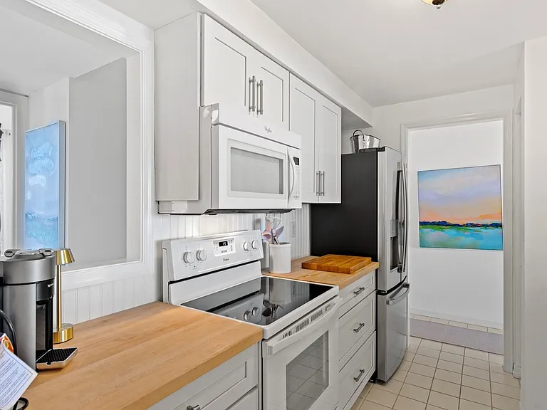4141 Ocean Dr #401 — Photo 11
