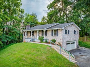 3513 Crest Rd, Kingsport, TN 37664