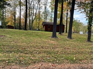 9714 Venus Dr, Chardon, OH 44024