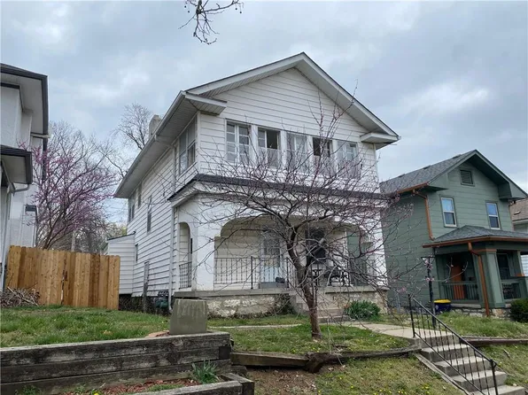 4335 Holly St, Kansas City, MO 64111