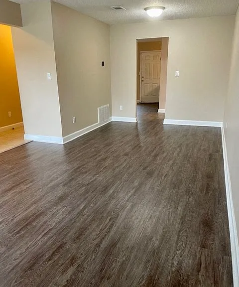 37 Laiken Ct — Photo 13