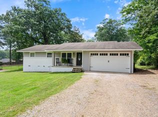 2015 Southshore Dr, Benton, AR 72015