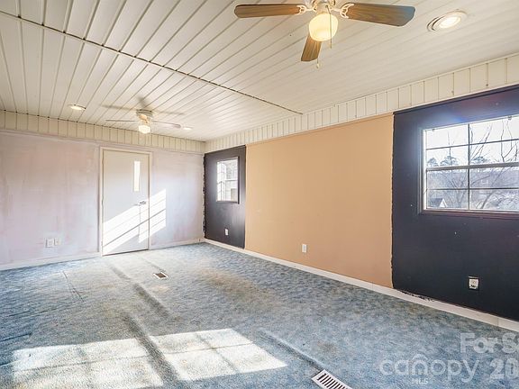 3rd image of 151 Monte Vista Rd