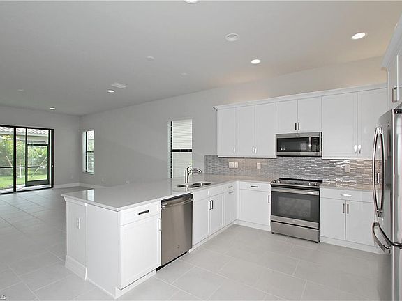 3rd image of 11481 Riverstone Ln