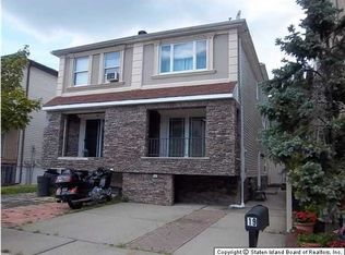 19 Lisa Ln, Staten Island, NY 10312
