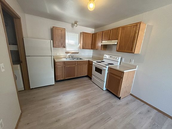 2nd image of 1635 W Neptune St APT 4