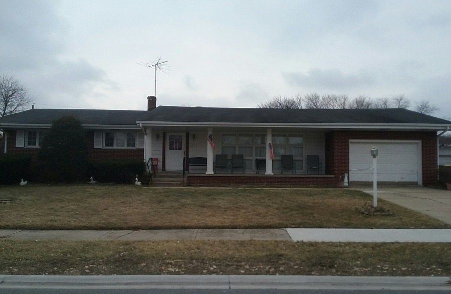 1st image of 311 W 54th Pl