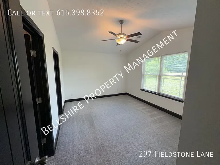 297 Fieldstone Ln — Photo 8
