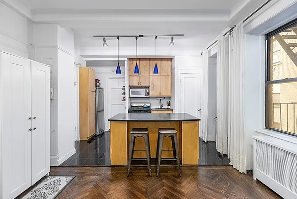Sold by Brown Harris Stevens | media 4