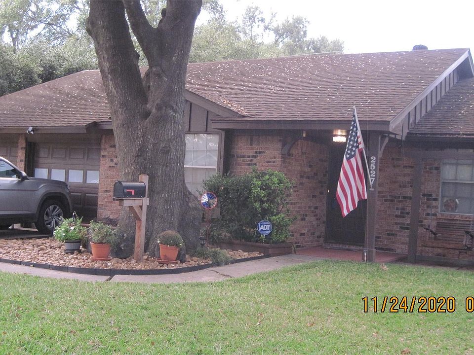 1st image of 2527 Droxford Dr