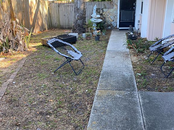 2nd image of 208 Debby Ct #A