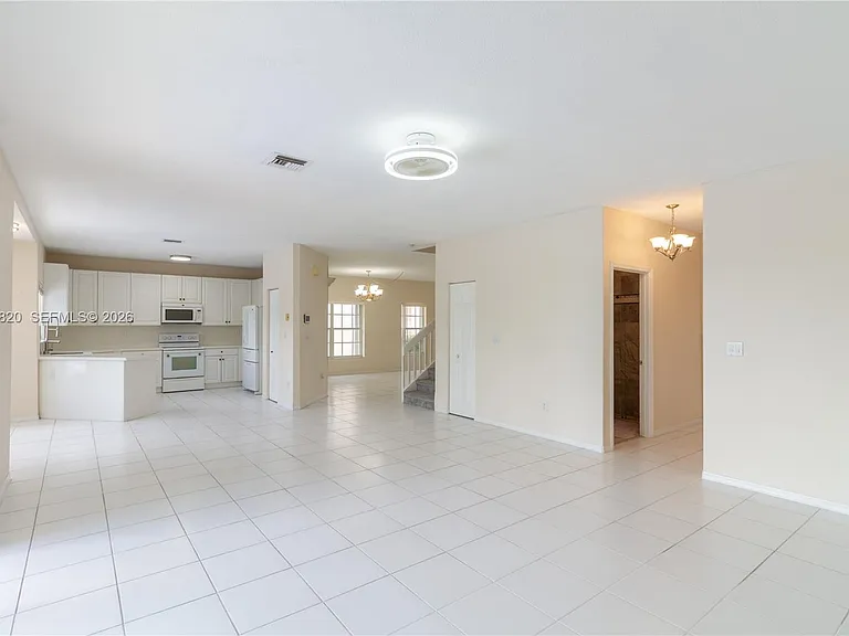 1473 SW 158th Ave — Photo 21
