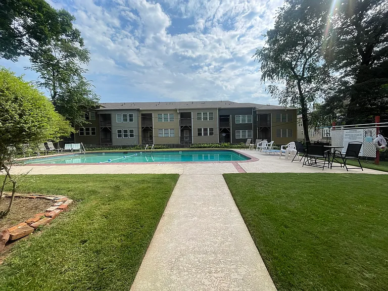 2429 Lawrenceville Hwy #8 — Photo 21
