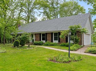 10853 N San Marino Dr, Mequon, WI 53092