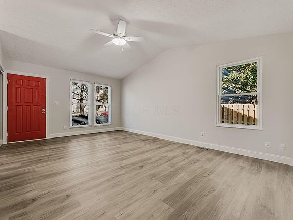5th image of 1859 Maroon Dr
