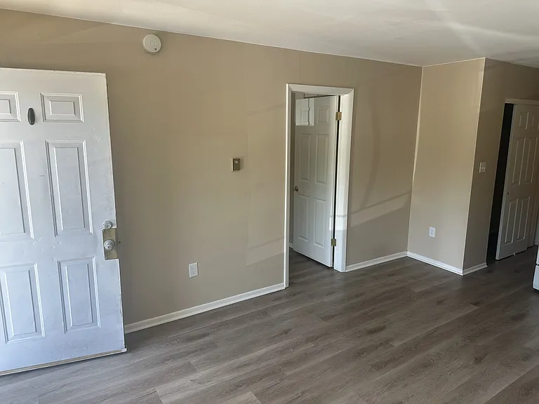 1714 Stover St #2C — Photo 4