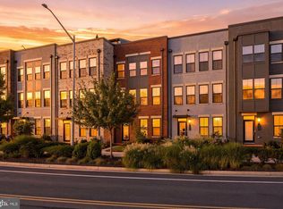 12994 Hattontown Sq, Herndon, VA 20171