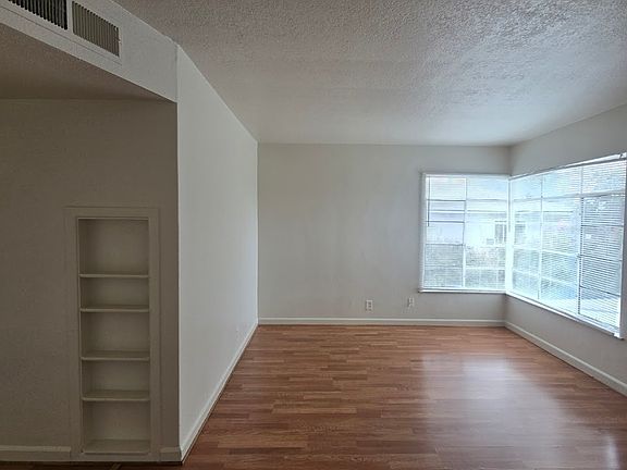 2nd image of 548 W Hammond Ave APT D