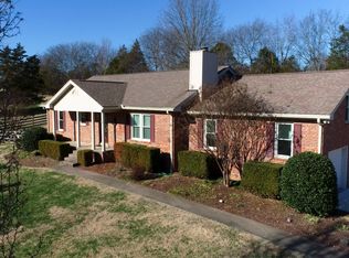 911 Kelly June Dr, Mount Juliet, TN 37122