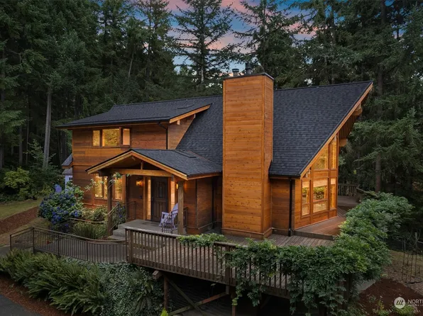 8903 Genesis Lane SE, Port Orchard, WA 98367