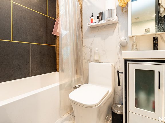 5th image of 221 Martense St #4B