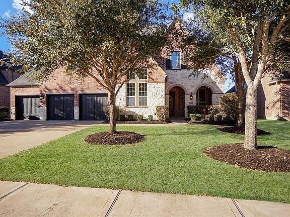 2nd image of 27422 Gladway Manor Dr