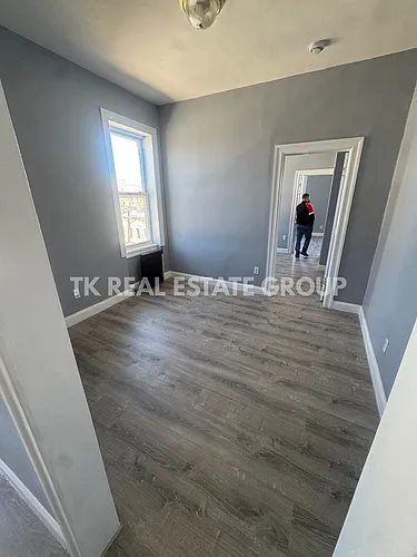 721 22nd St #13 Photo 1