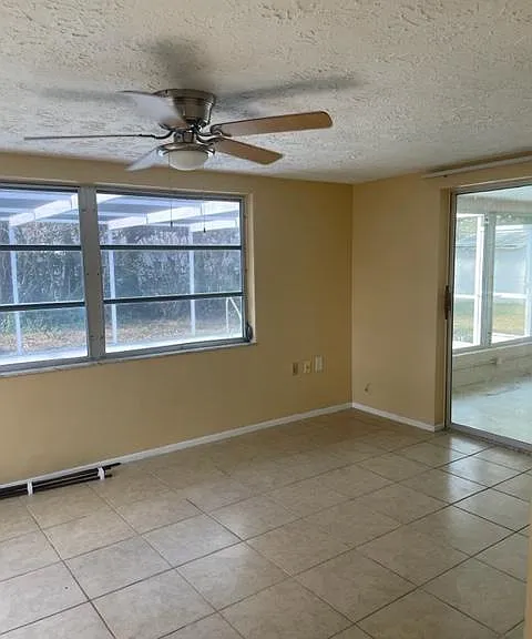 5031 Stardale Dr — Photo 15
