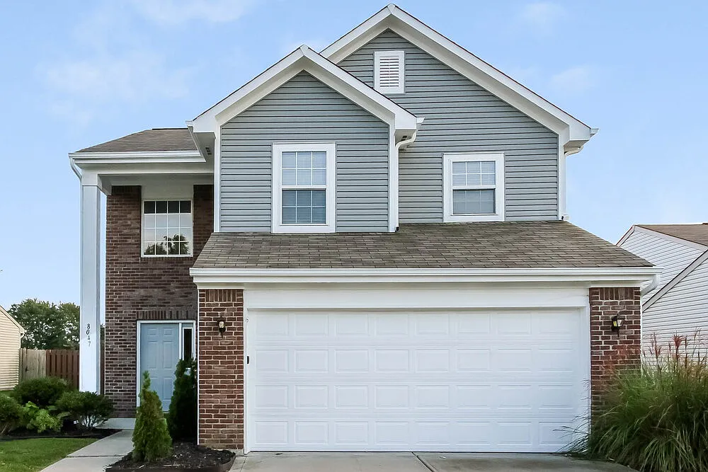 4 bed, 2.5 bath, 1701 sqft, $2,880 — Photo 1