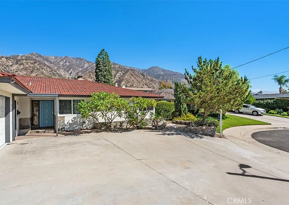 3715 Don Benito Ct