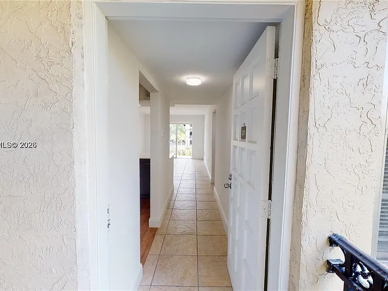 453 SW 2nd St #301C — Photo 21