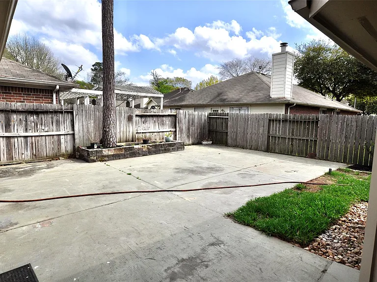 26983 Crown Haven Dr — Photo 19