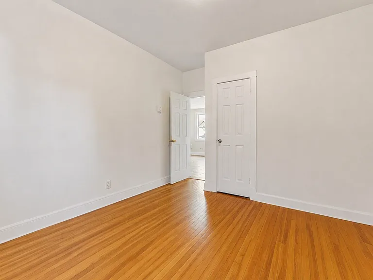 71 Maywood St #A — Photo 6