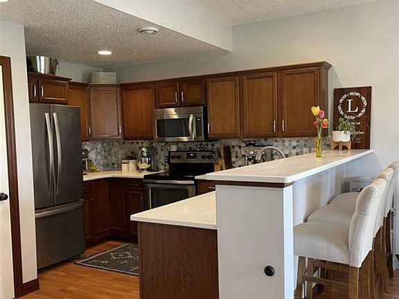 4th image of 1828 Goose Lake Cir