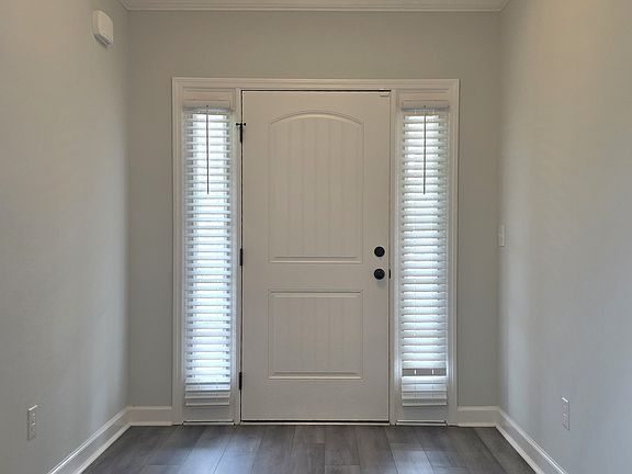 4th image of 337 Jardon St