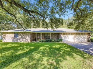 3008 S Garland St, Decatur, TX 76234