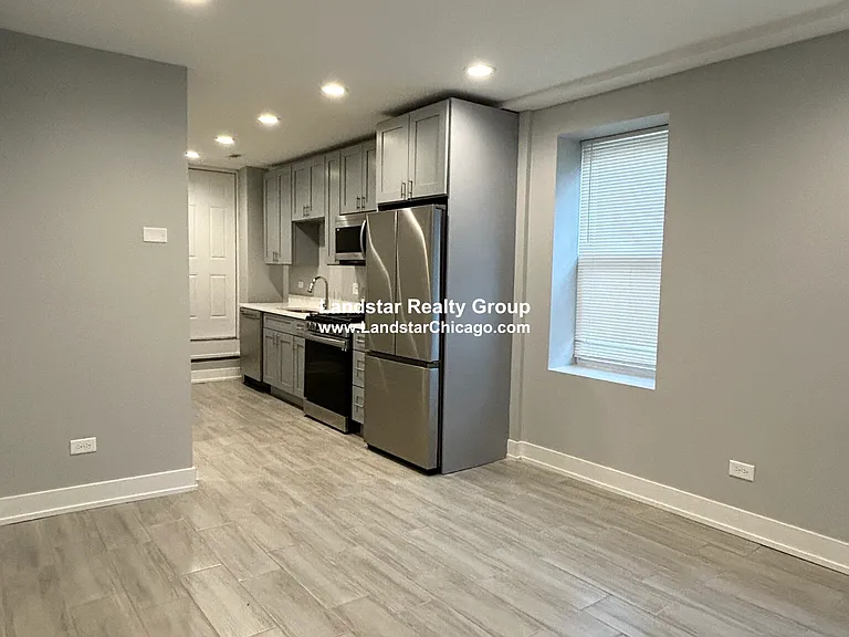 926 W 32nd Pl #BR — Photo 5